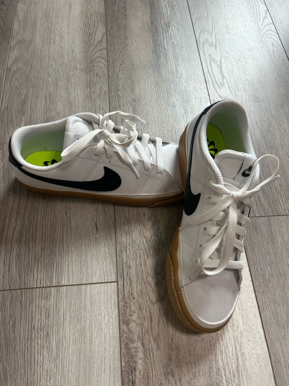 Nike Court Legacy Sneakers